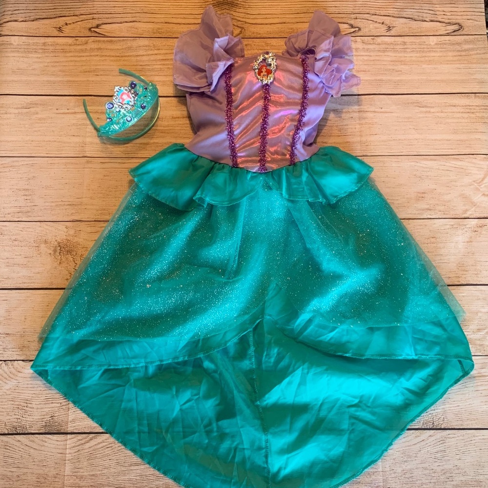 Ariel Dress by Disney with tiara 👸 size 3-4 years